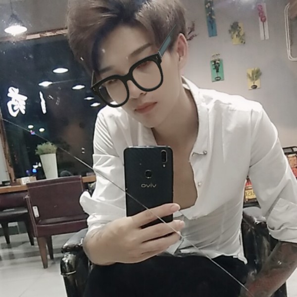 乔造型小~向的照片