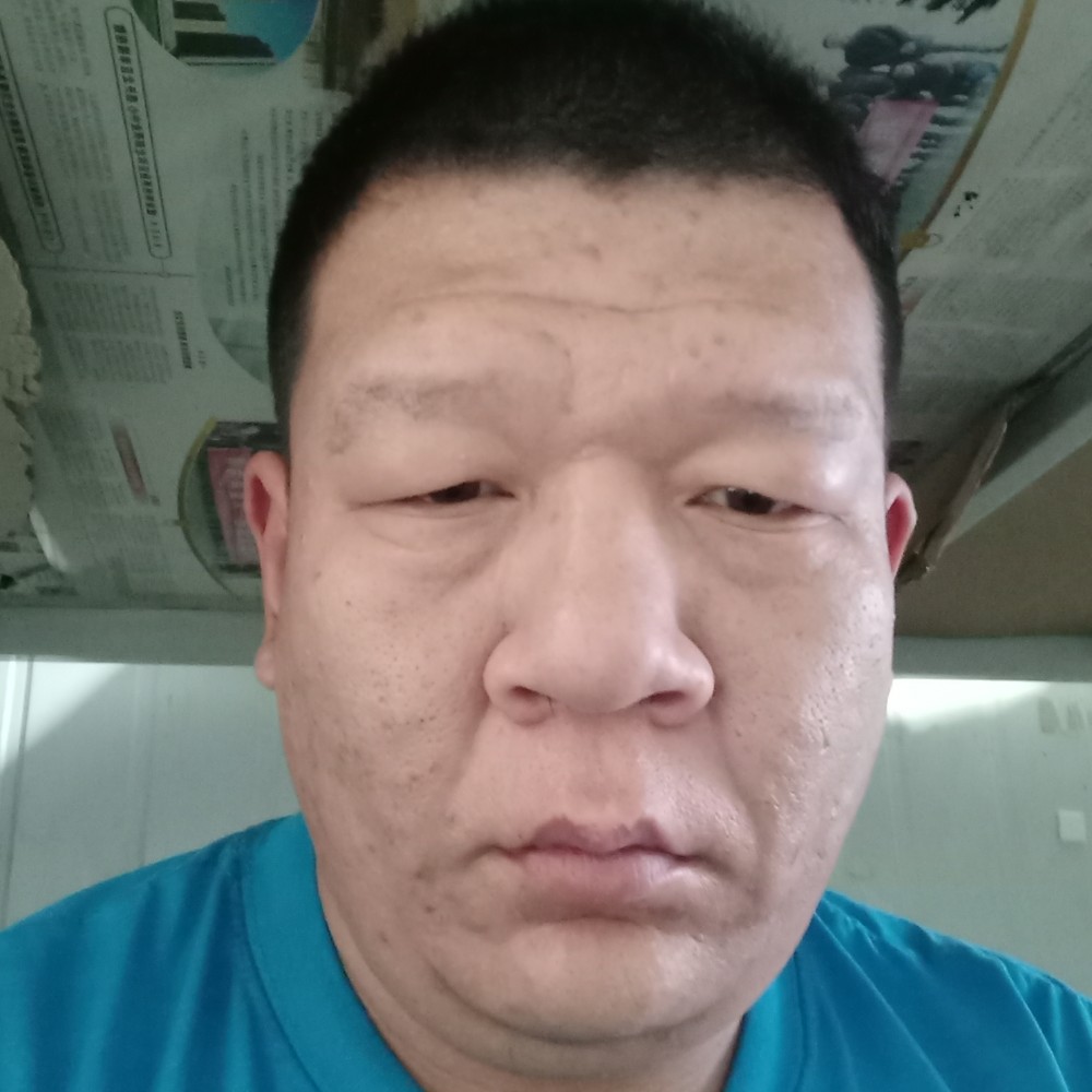 毛衣闻冷艳的照片