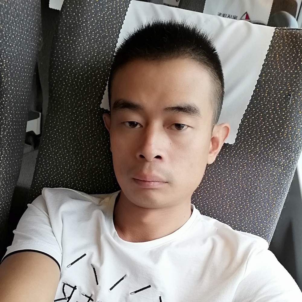 奇迹那感性的照片