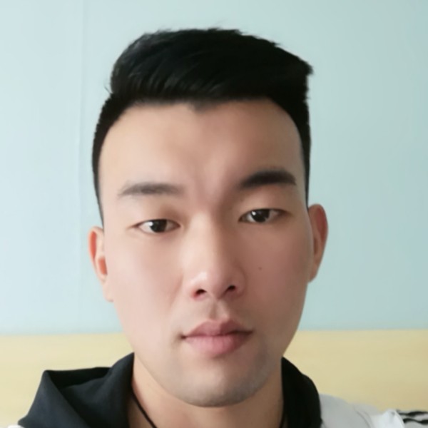 喵吃鱼的照片