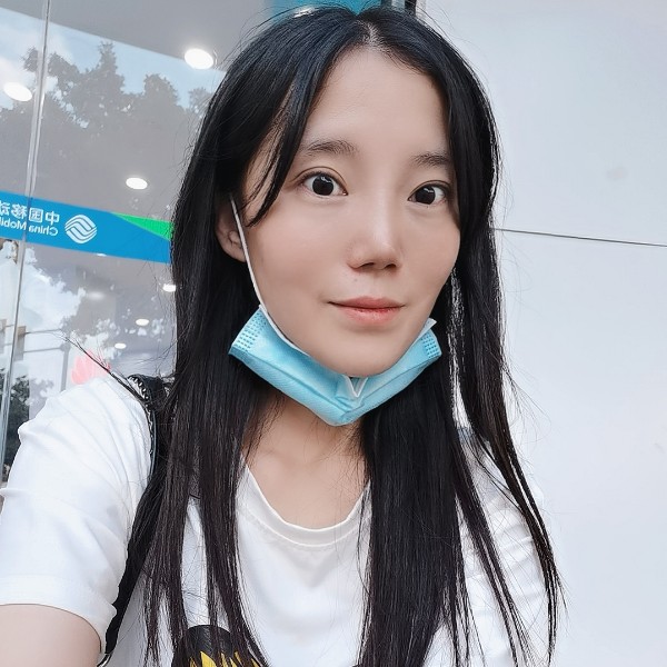 锦瑟缓慢的照片