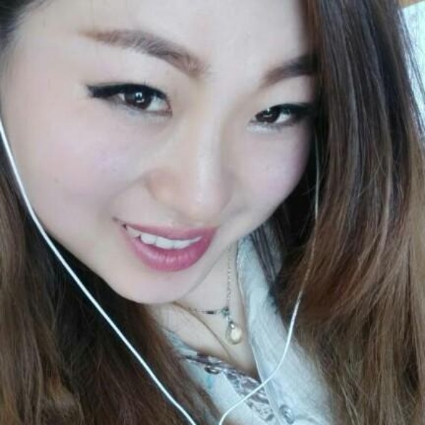 苹果唇彩的照片