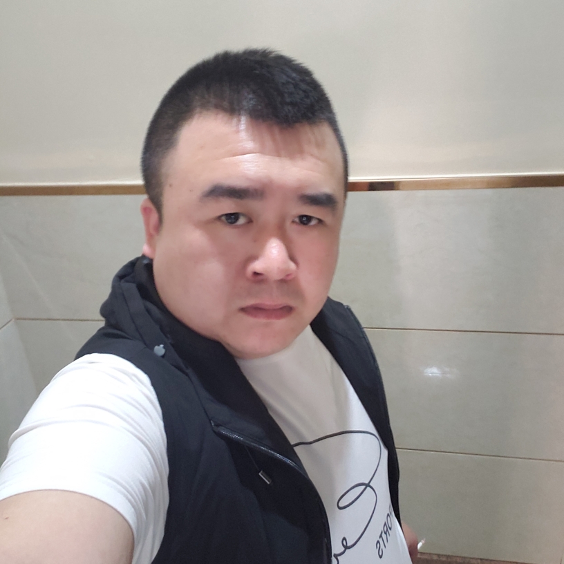 倪邱的照片