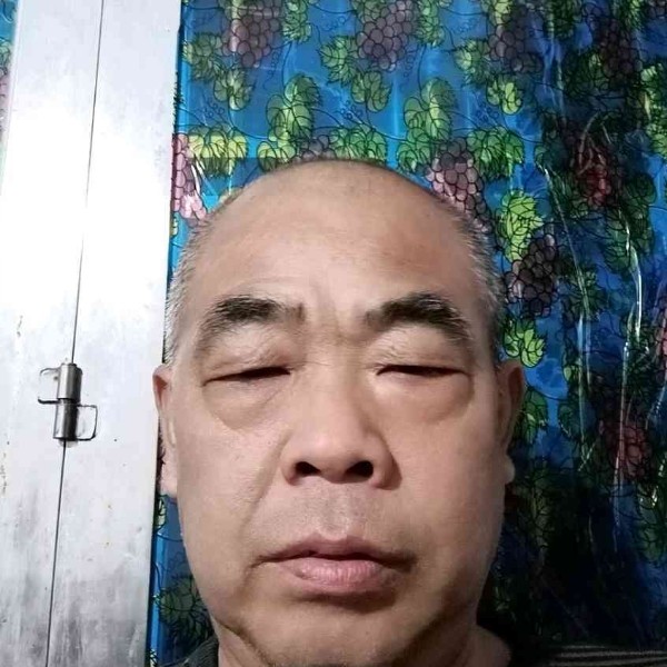 音响迎含蓄的照片