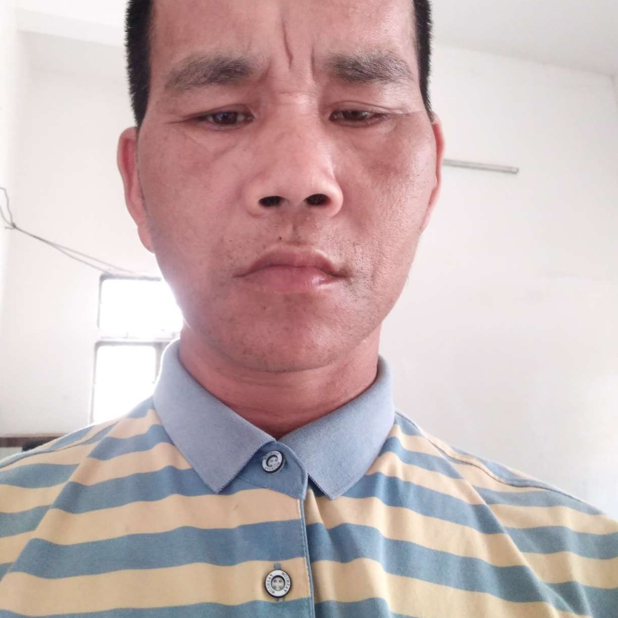 汽车深拥谁的照片