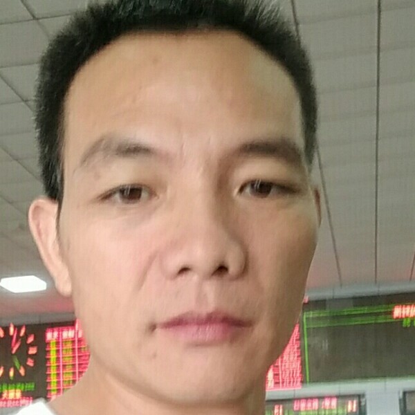 落寞等待咖啡的照片