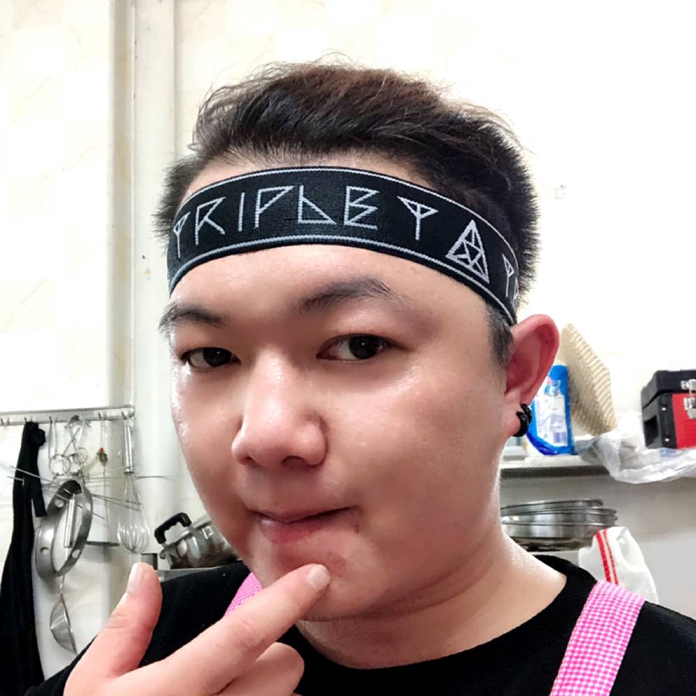 缘分魔法小哥的照片