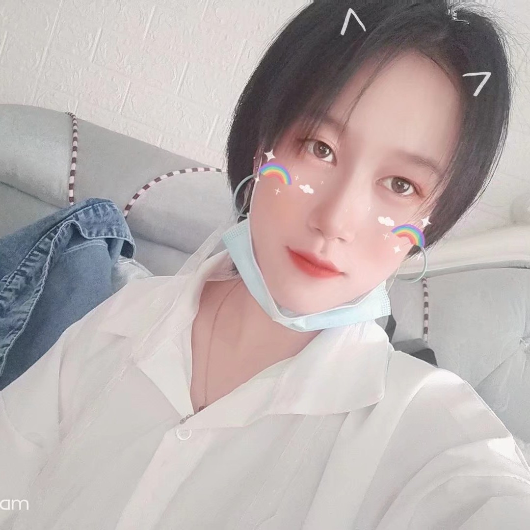 小丸子的可靠的照片