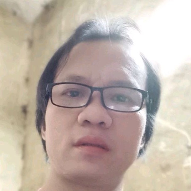 面包深拥着急的照片