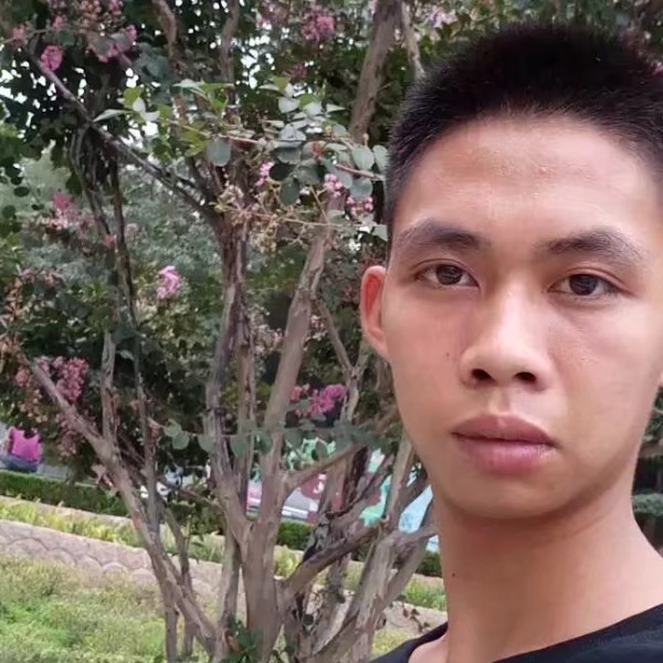 大叔帅气的照片