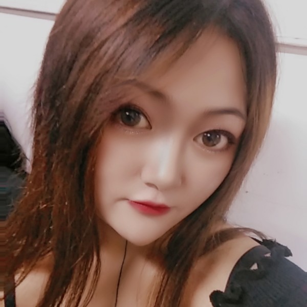 赵璐的照片
