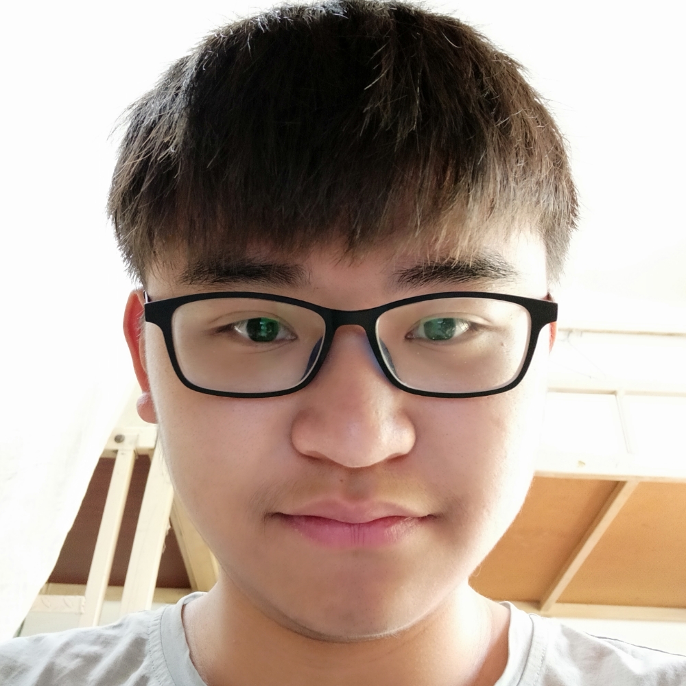 Tota小何的照片