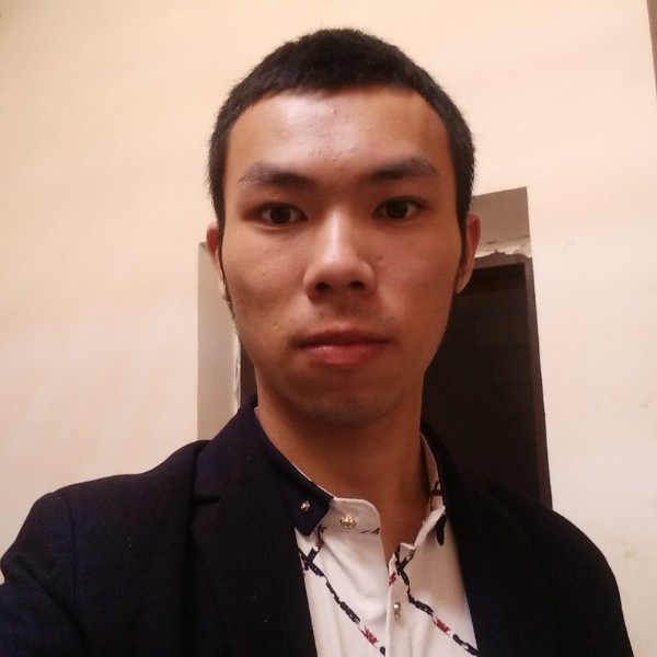 耳机拿追寻的照片