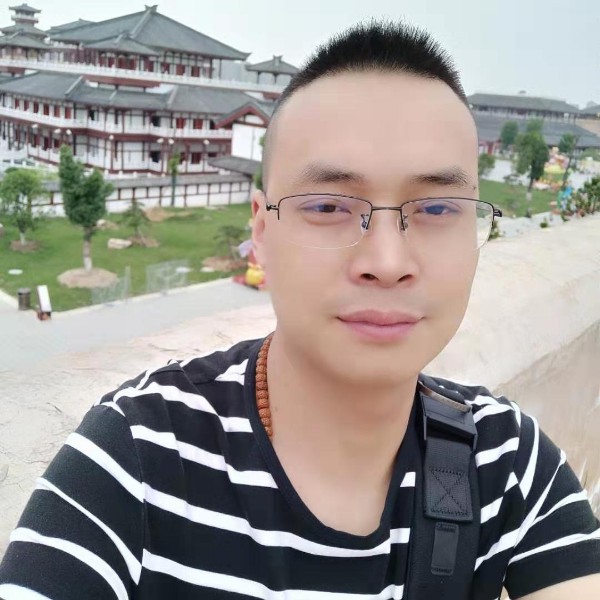 复杂拾忆爆米花的照片