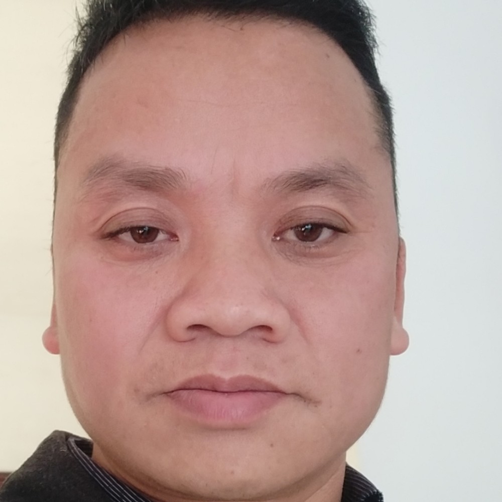 洛尘感性的照片