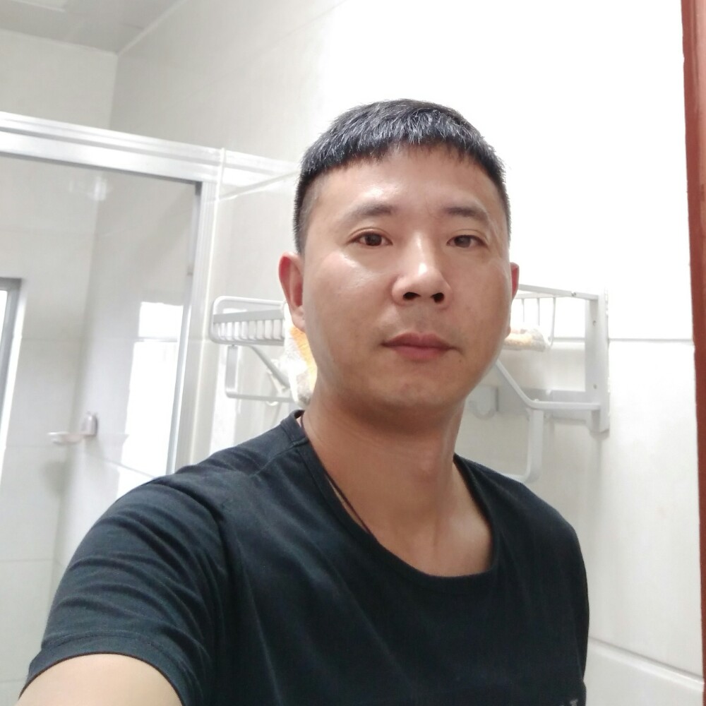 黑米忧伤的照片