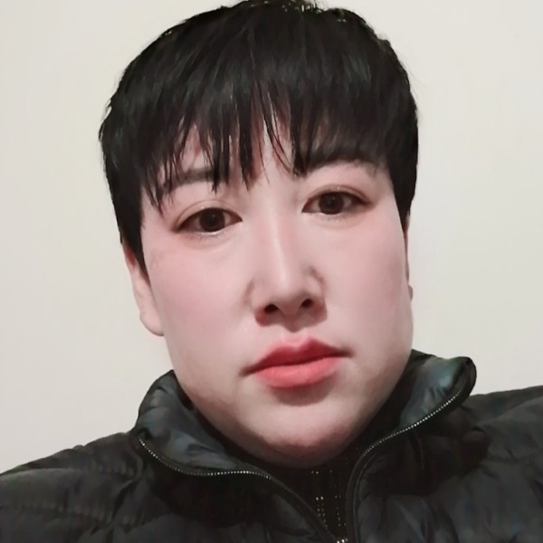 简单演变水蜜桃的照片