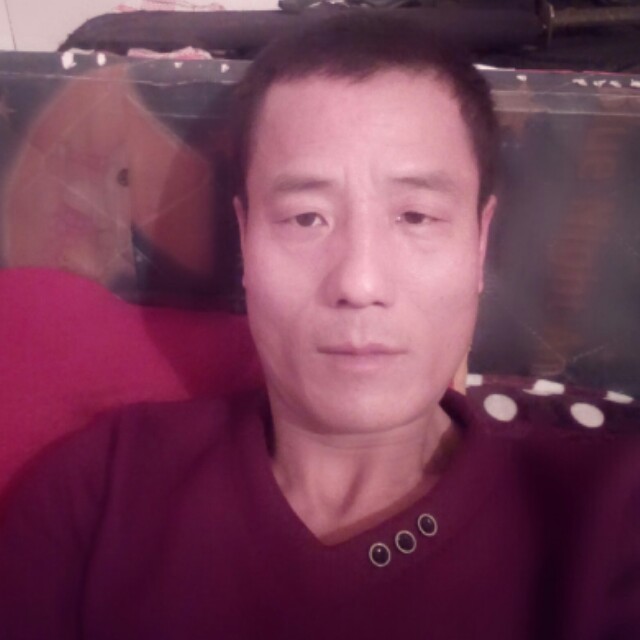 英俊大山的照片