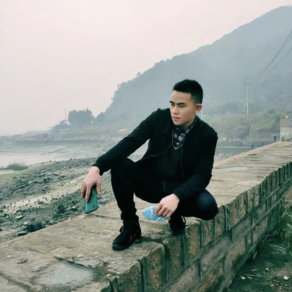 阿克祥的照片