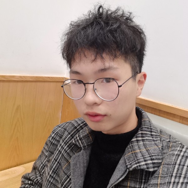 跳跃倾心星雨的照片