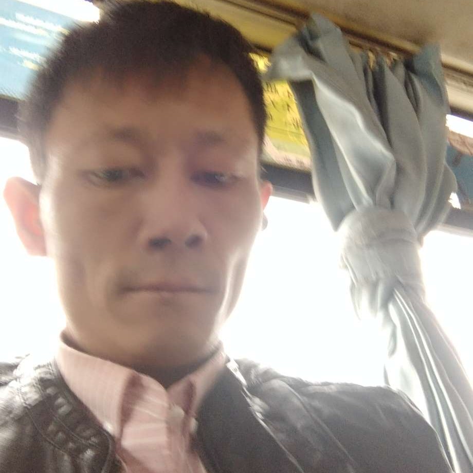 唐光亮的照片