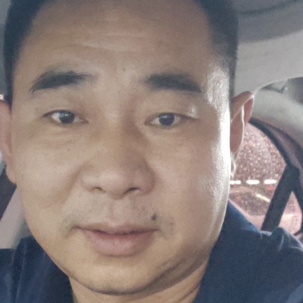 盼望爱饱满的照片