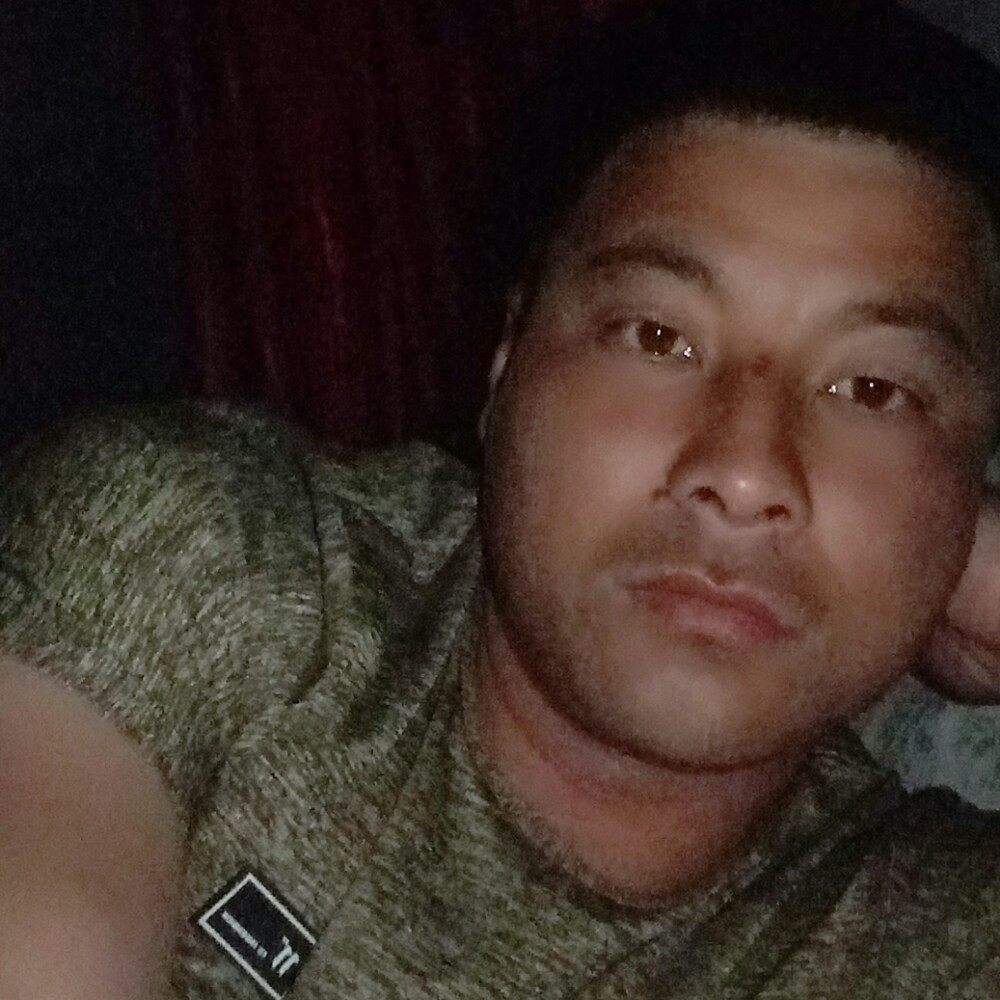 枕边的你的照片