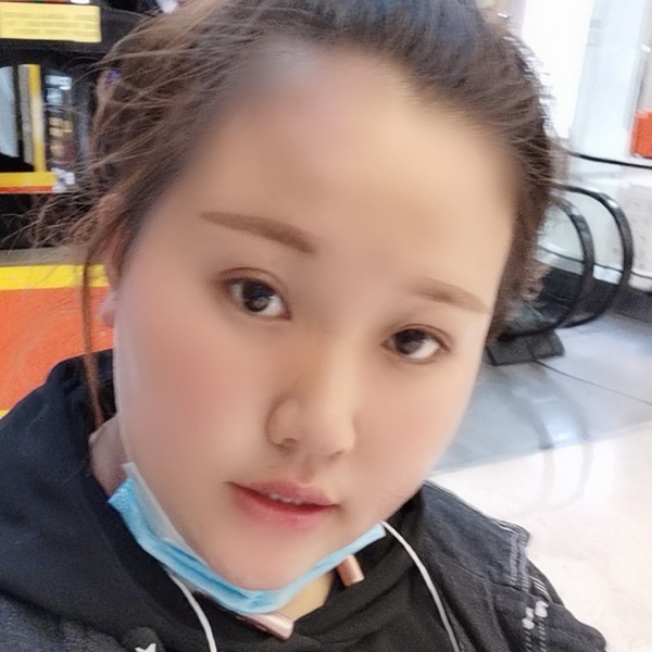 黑暗ADG的照片