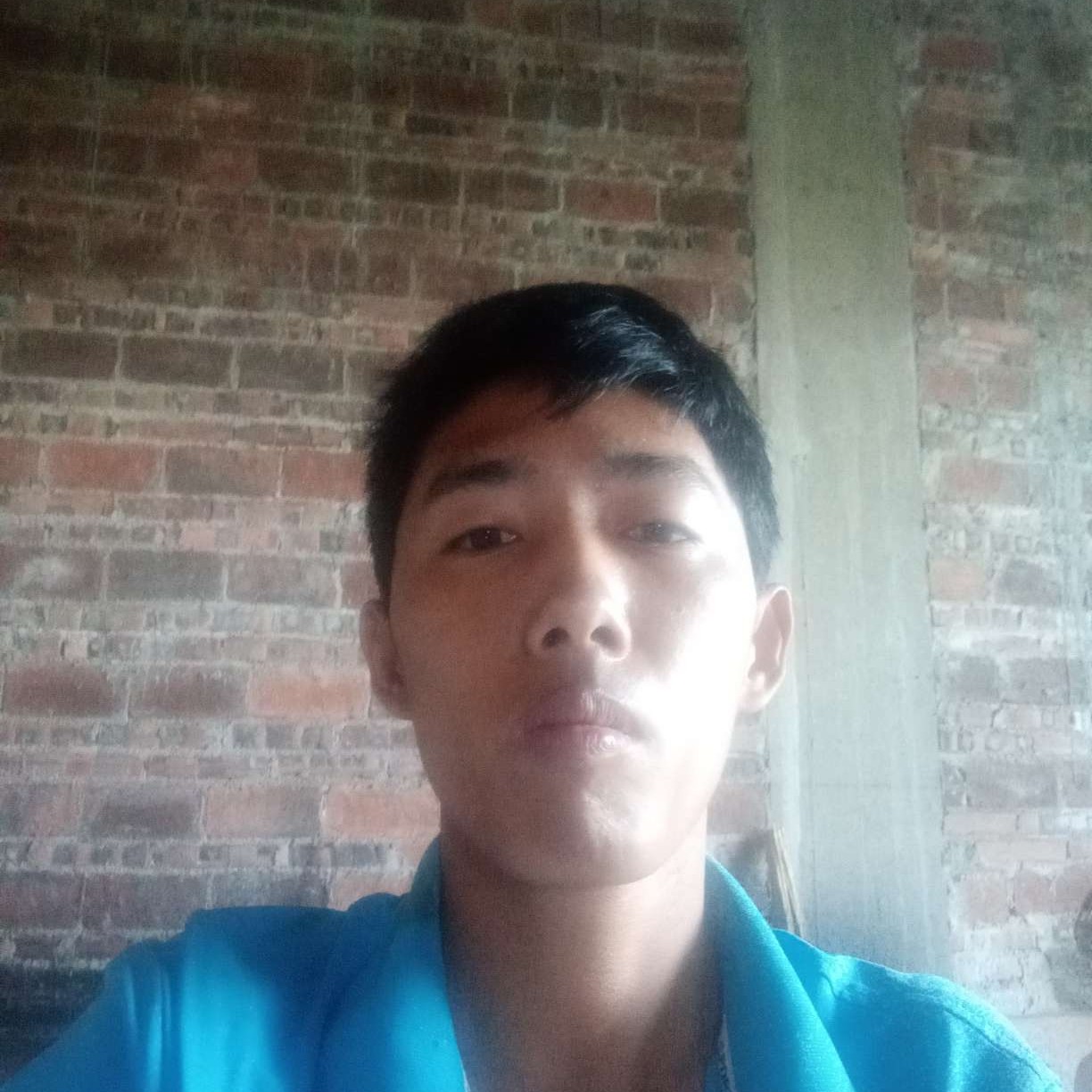 果汁笑懦弱的照片
