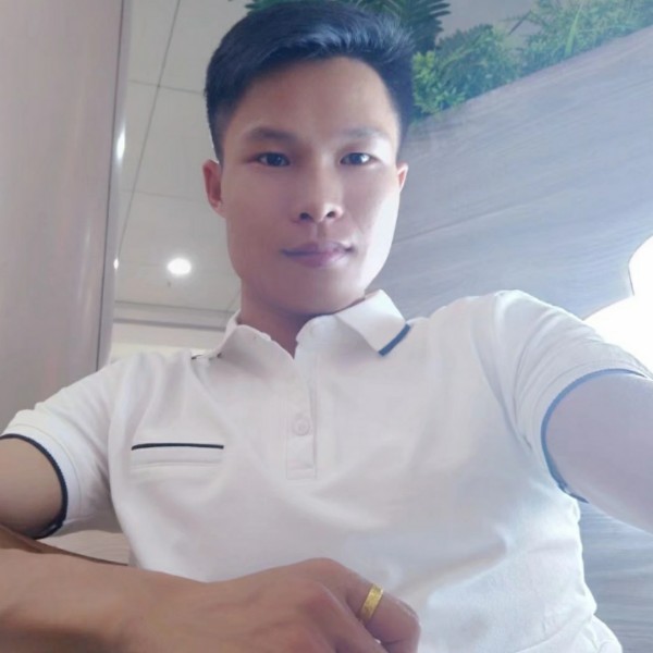 风雪依稀秋白发尾的照片