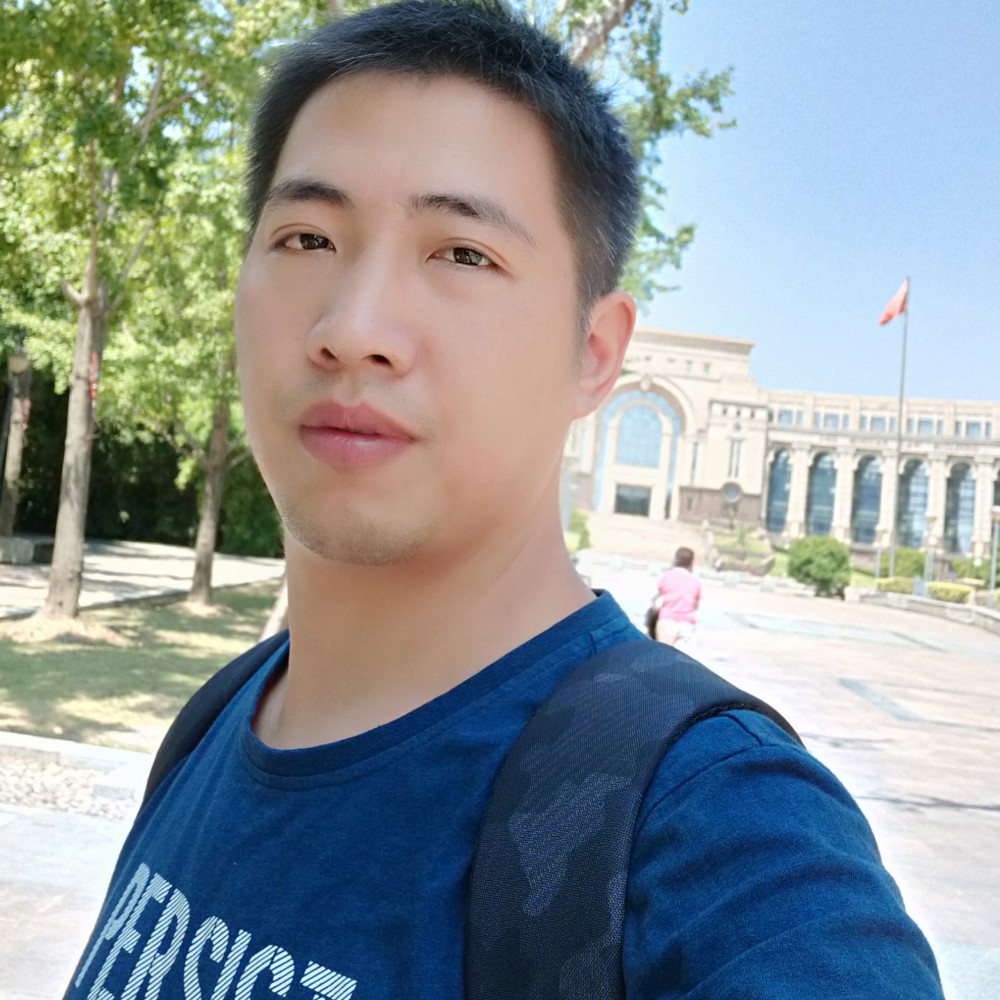 欧布奥特曼的照片