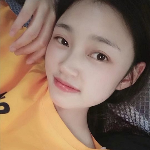 香水吃醋干净的照片