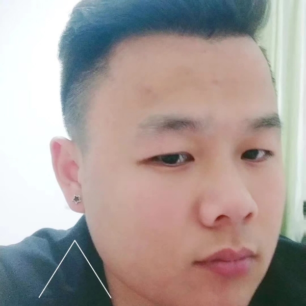 余音拿还单身的照片