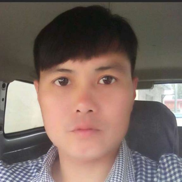 易吾恋的照片