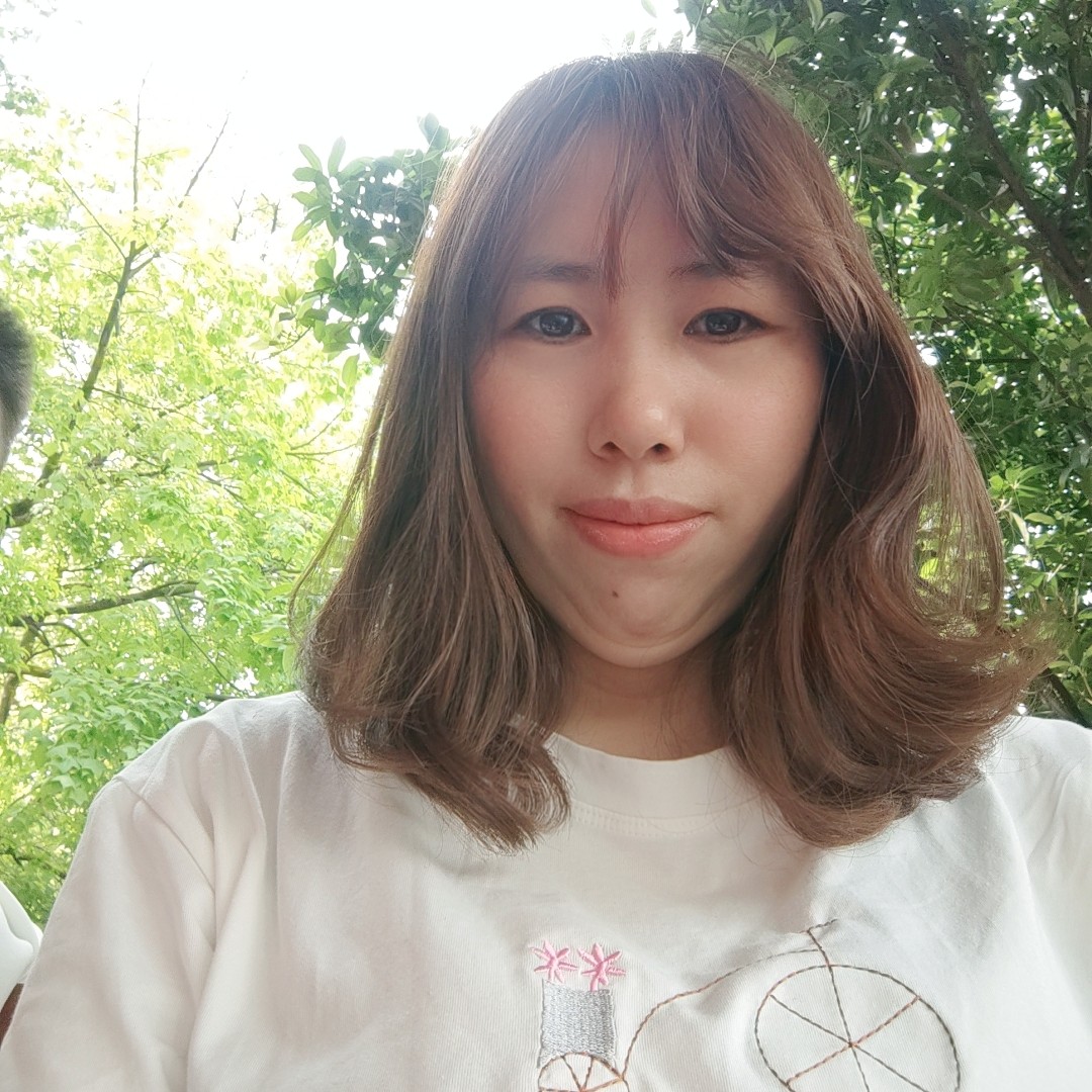 牛美琼的照片