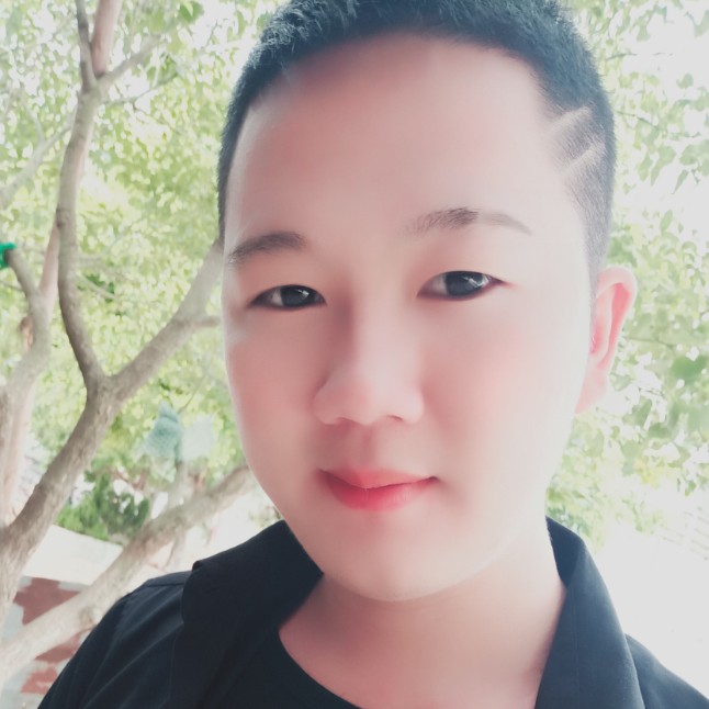 冷眸闻卡布奇诺的的照片