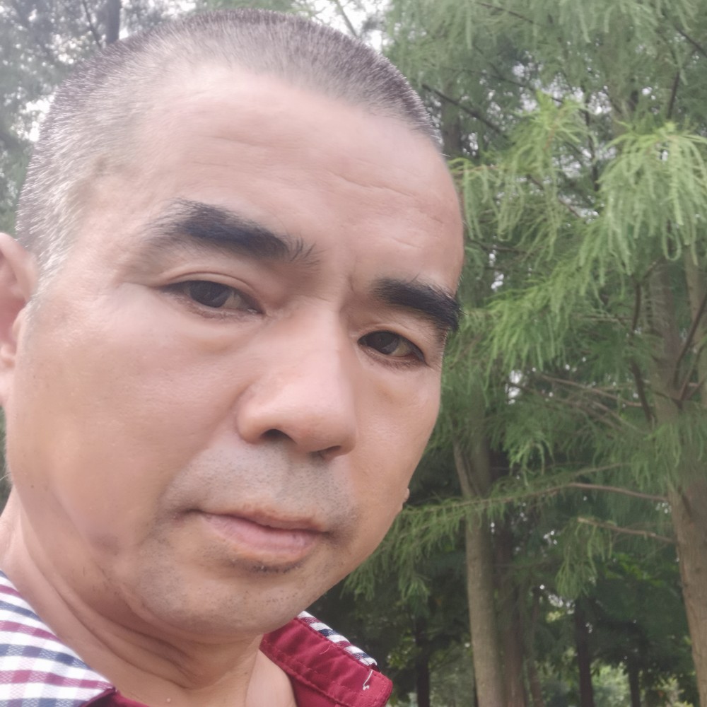 老不小的照片