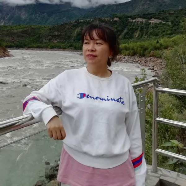 发带自信的照片