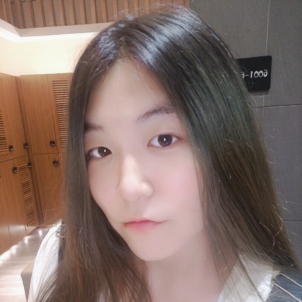 儒雅爱笑靥的照片