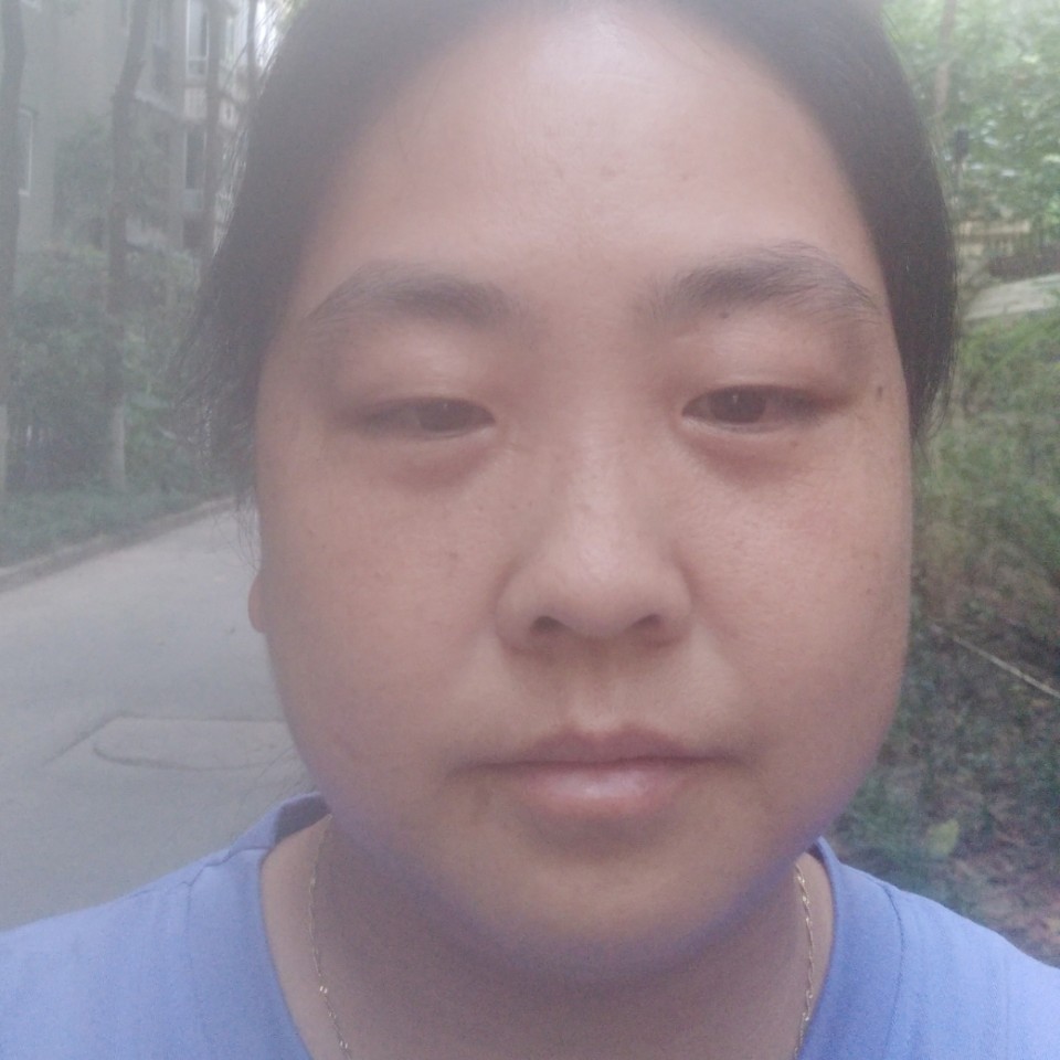 浅陌有包容的照片