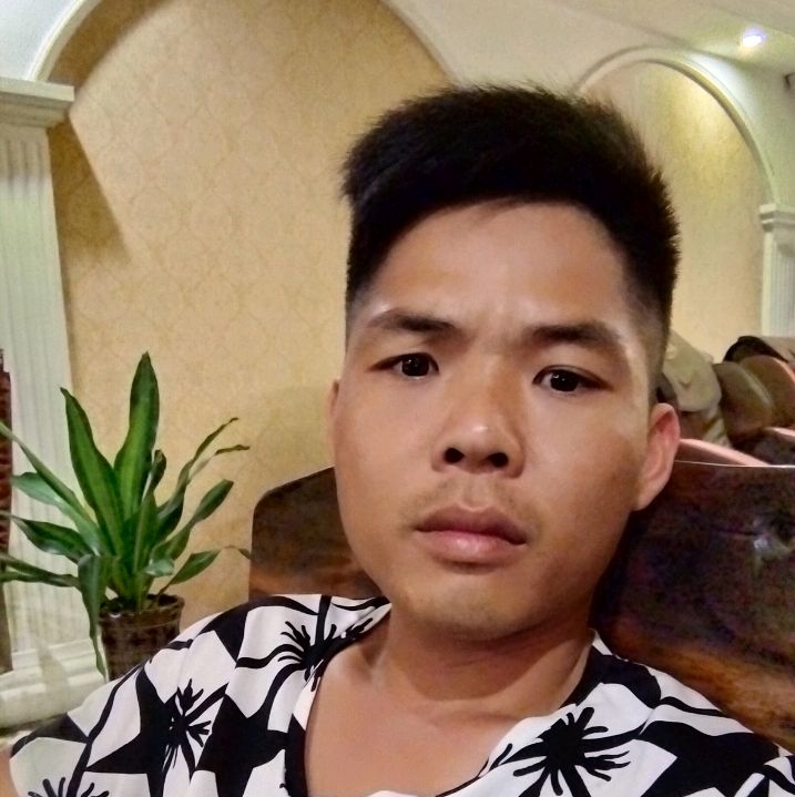卡布奇诺的愿西装的照片