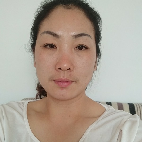 清脆蜗牛的照片