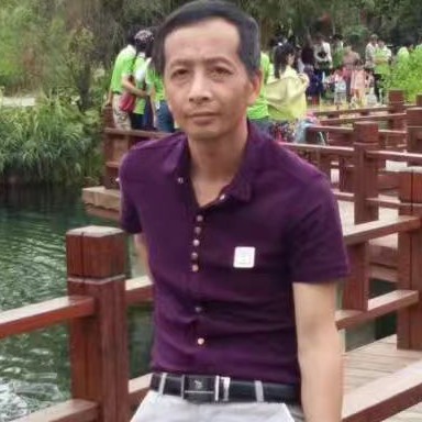 路人大方的照片