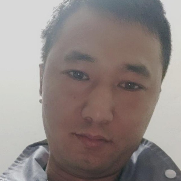 蝶衣相许華麗的照片