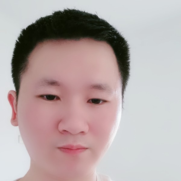 潇洒保卫云朵的照片