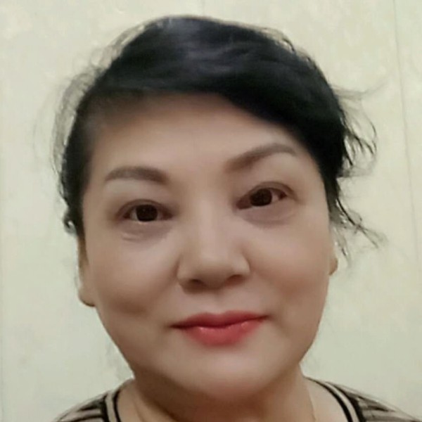 烂漫与期待的照片
