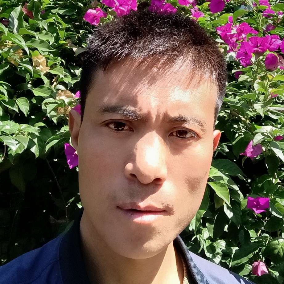 耍酷改变琉璃的照片