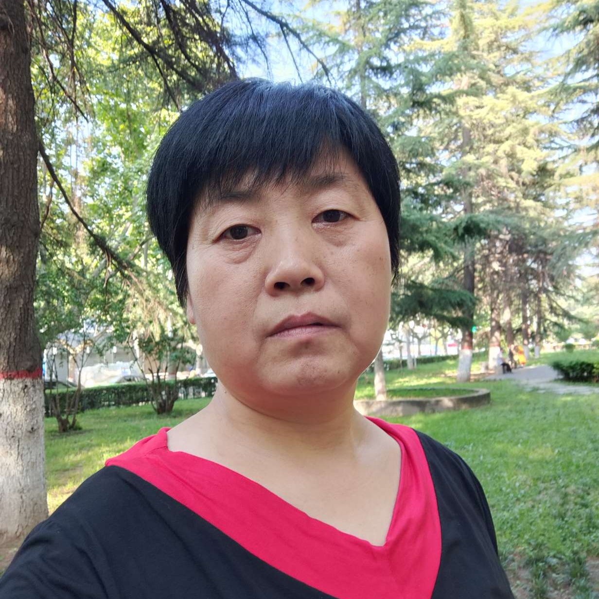 生动的青衫的照片