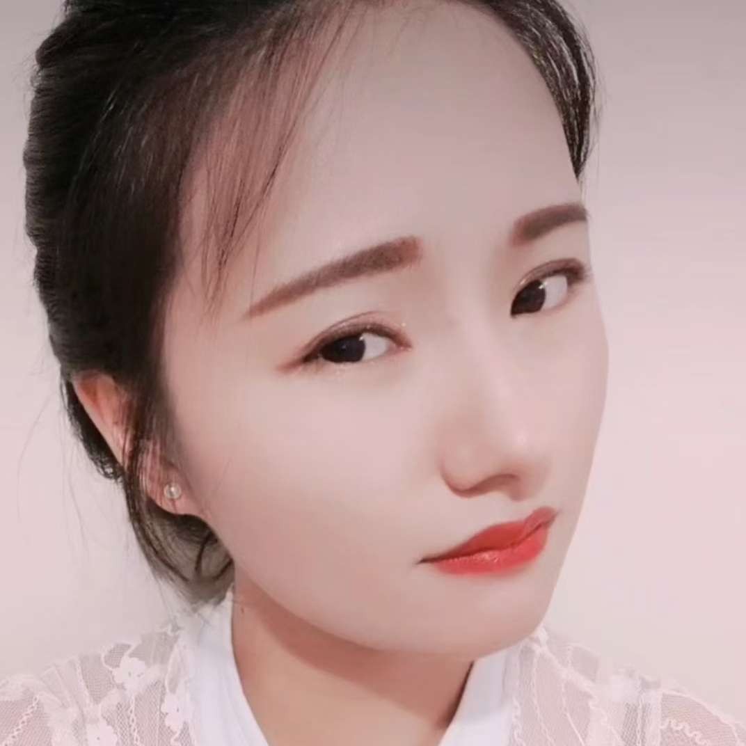 瘦瘦爱星月的照片