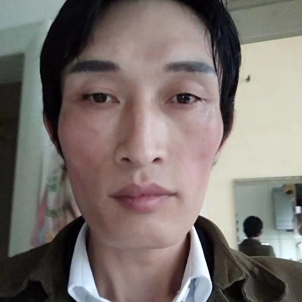 今生做你昺爱的人的照片